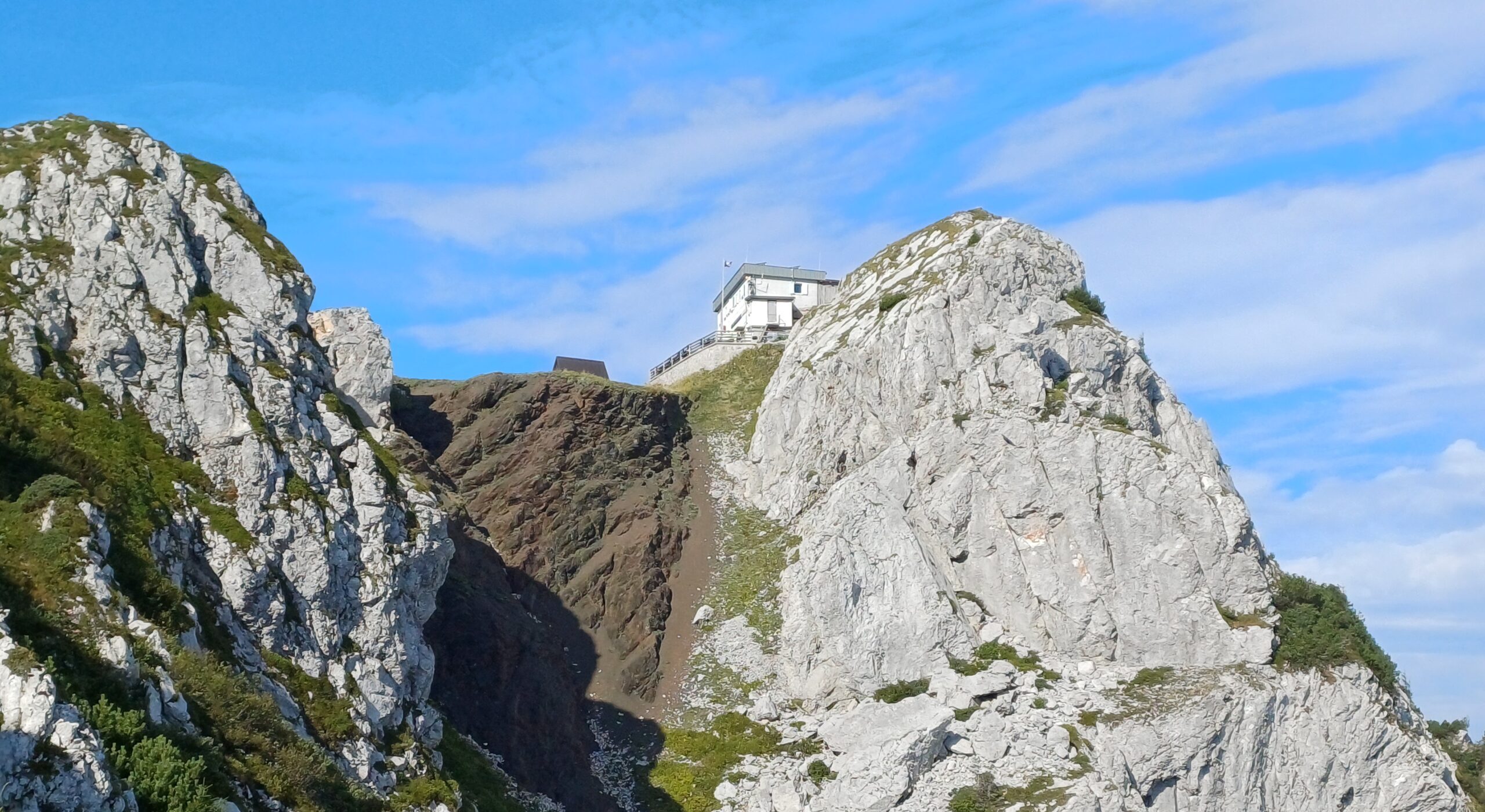 Na Črni prsti smo dobili državne prvake v gorskem teku gor za članice in člane